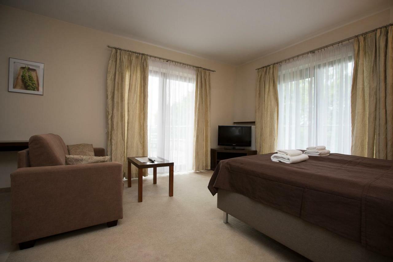 Willa Port Apartament Lilia Ostróda Esterno foto