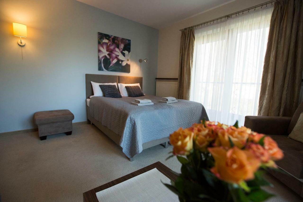Willa Port Apartament Lilia Ostróda Esterno foto