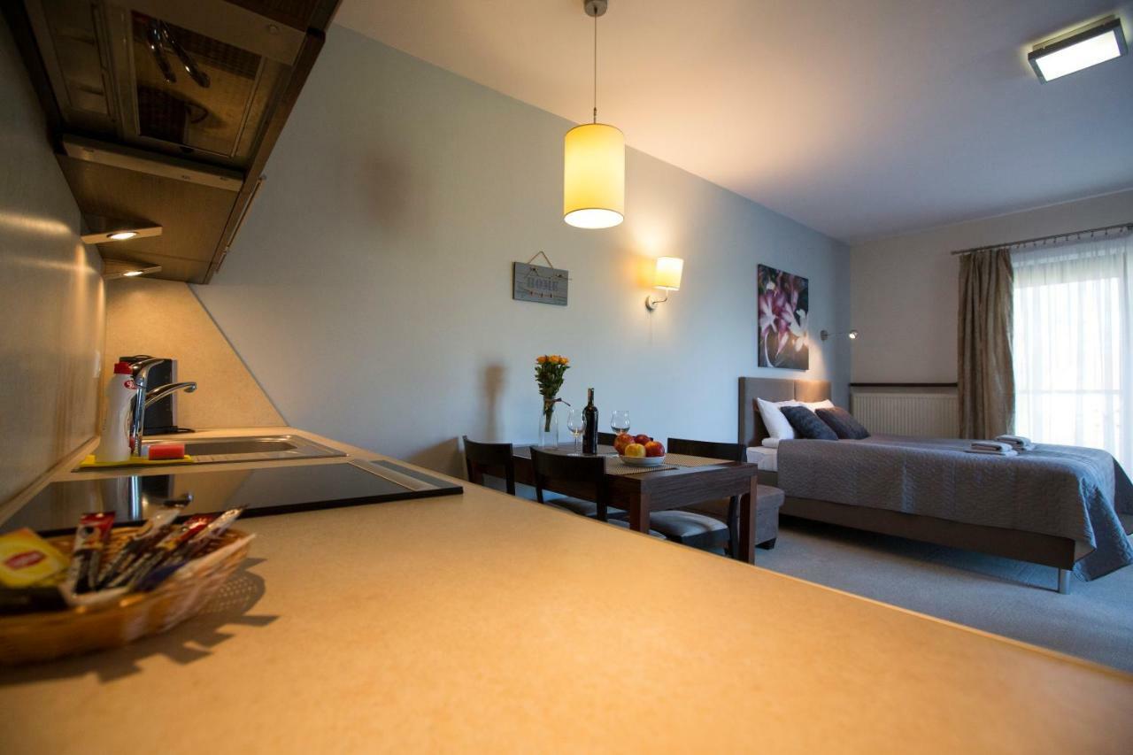 Willa Port Apartament Lilia Ostróda Esterno foto